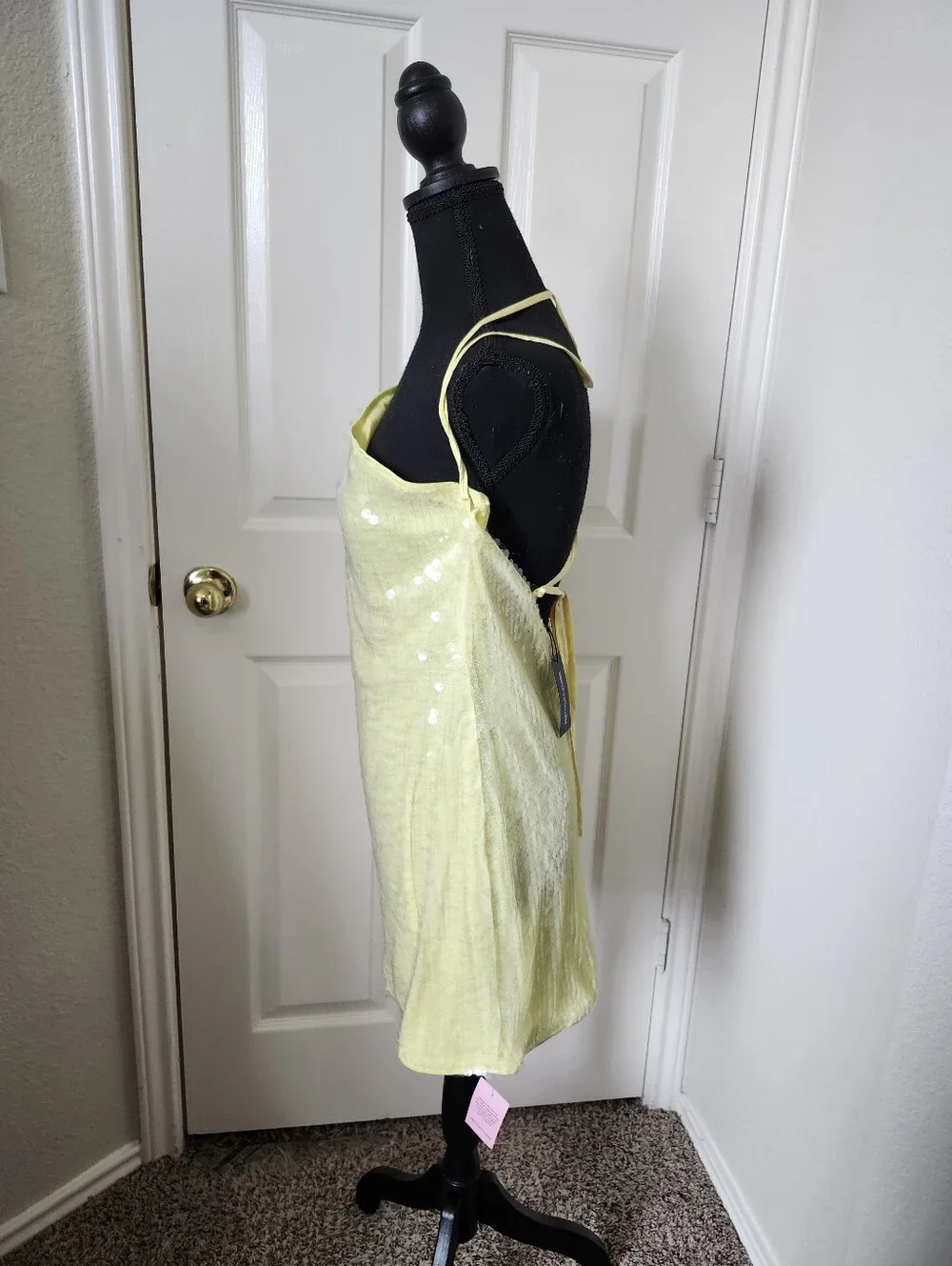 PrettyLittleThing Pastel Yellow Sequin Strappy 1 Shoulder Dress US 10